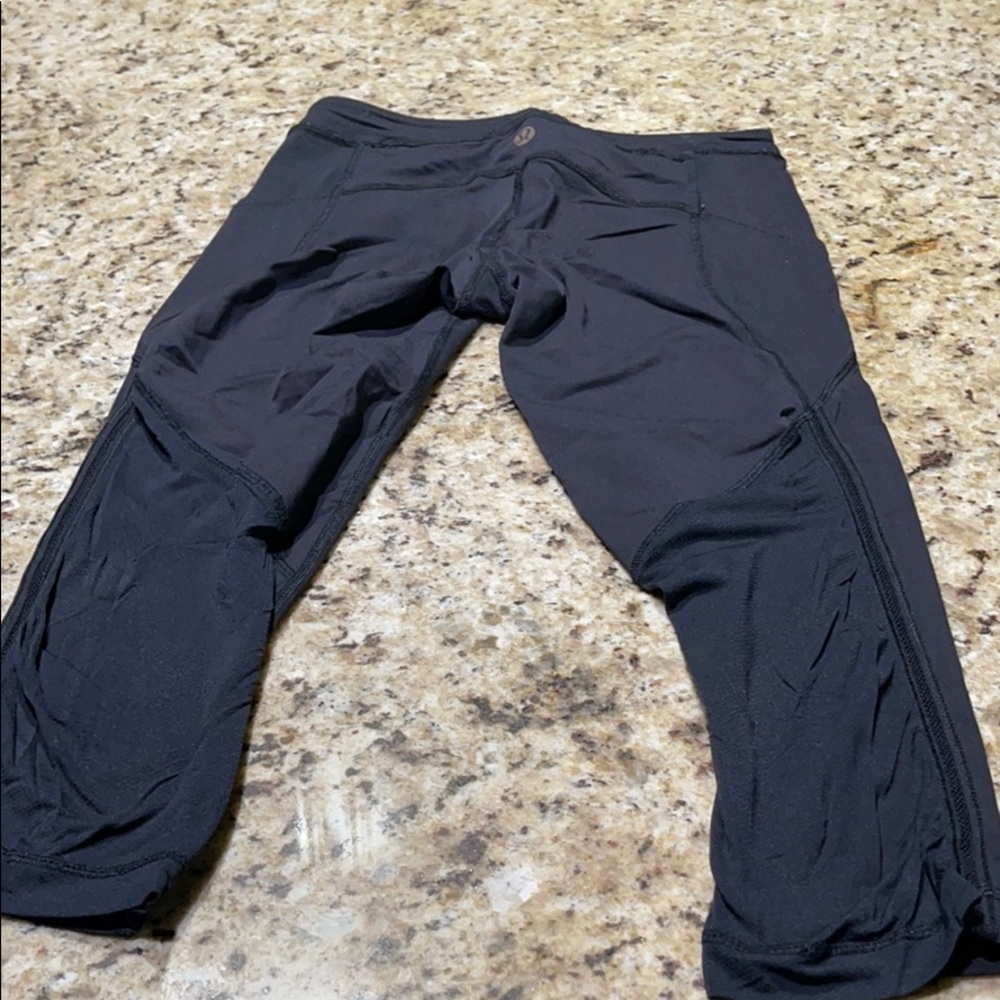 Lululemon Crop - Picture 2 of 7